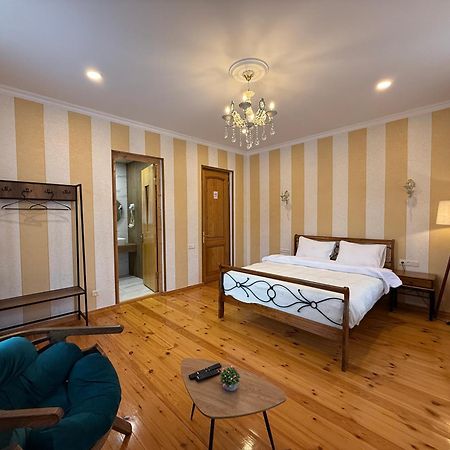 Graf Kazbegi Hotell Exteriör bild