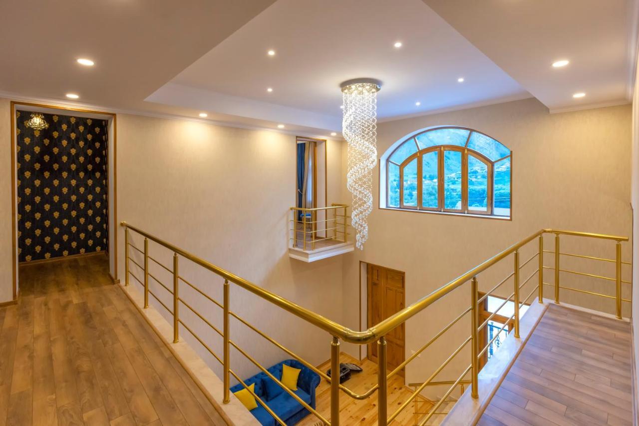 Graf Kazbegi Hotell Exteriör bild