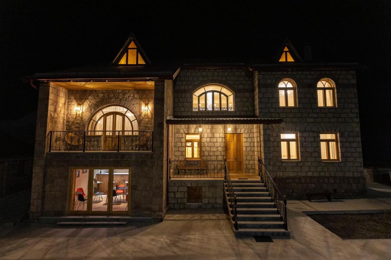 Graf Kazbegi Hotell Exteriör bild