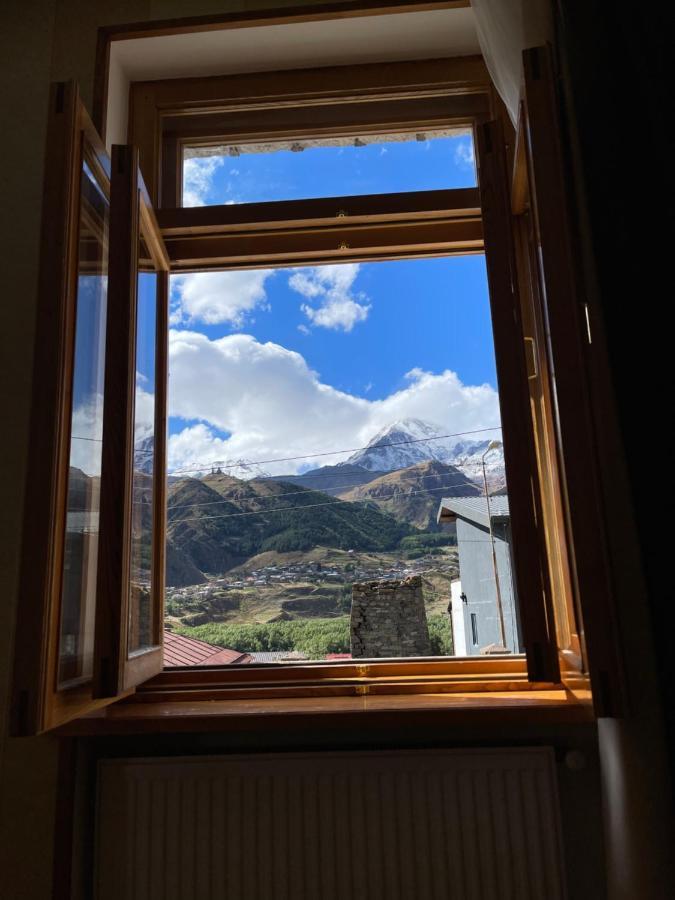 Graf Kazbegi Hotell Exteriör bild