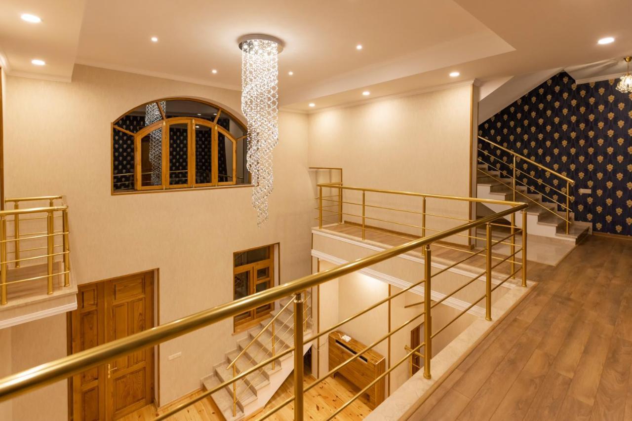 Graf Kazbegi Hotell Exteriör bild