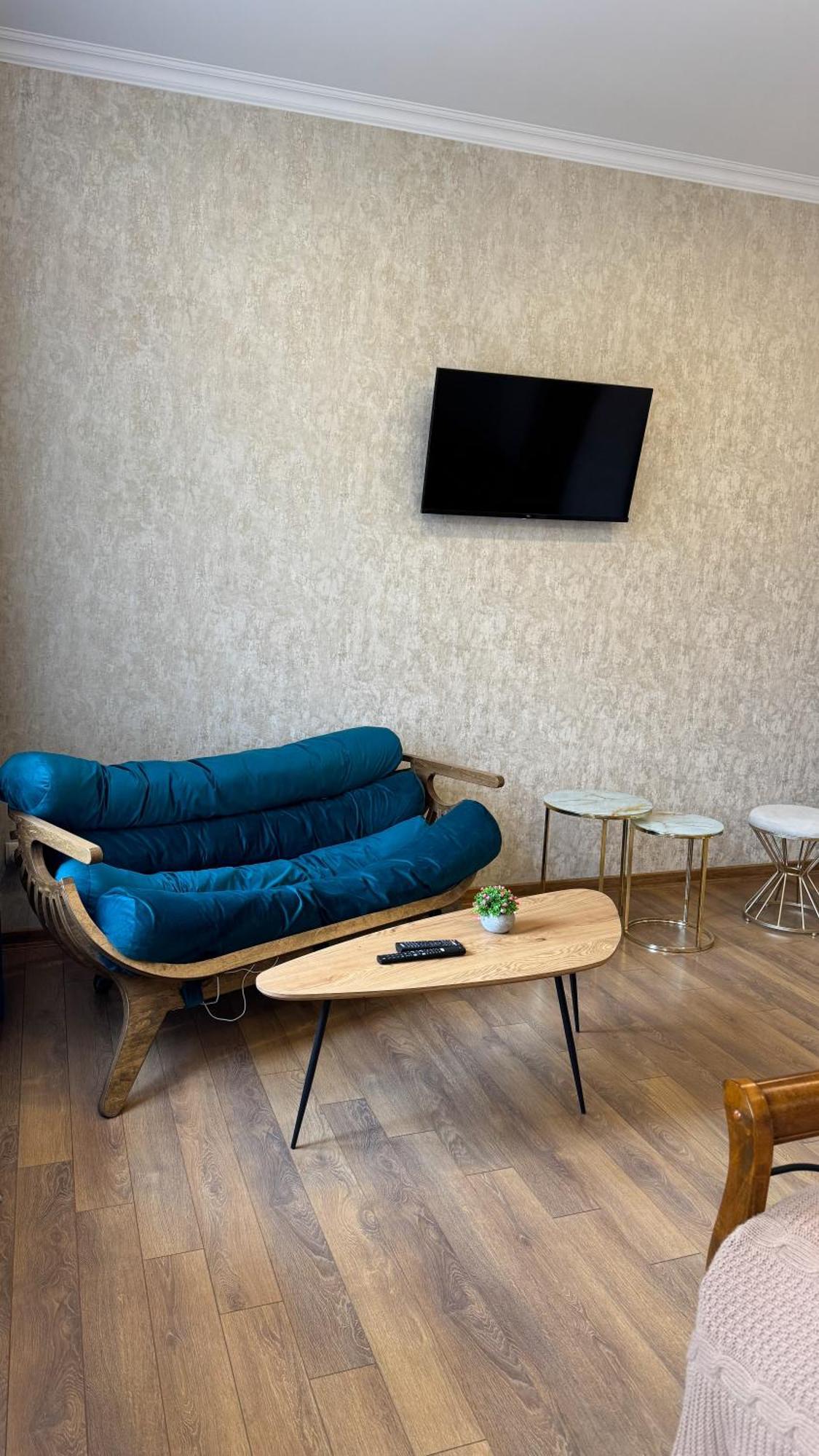 Graf Kazbegi Hotell Exteriör bild